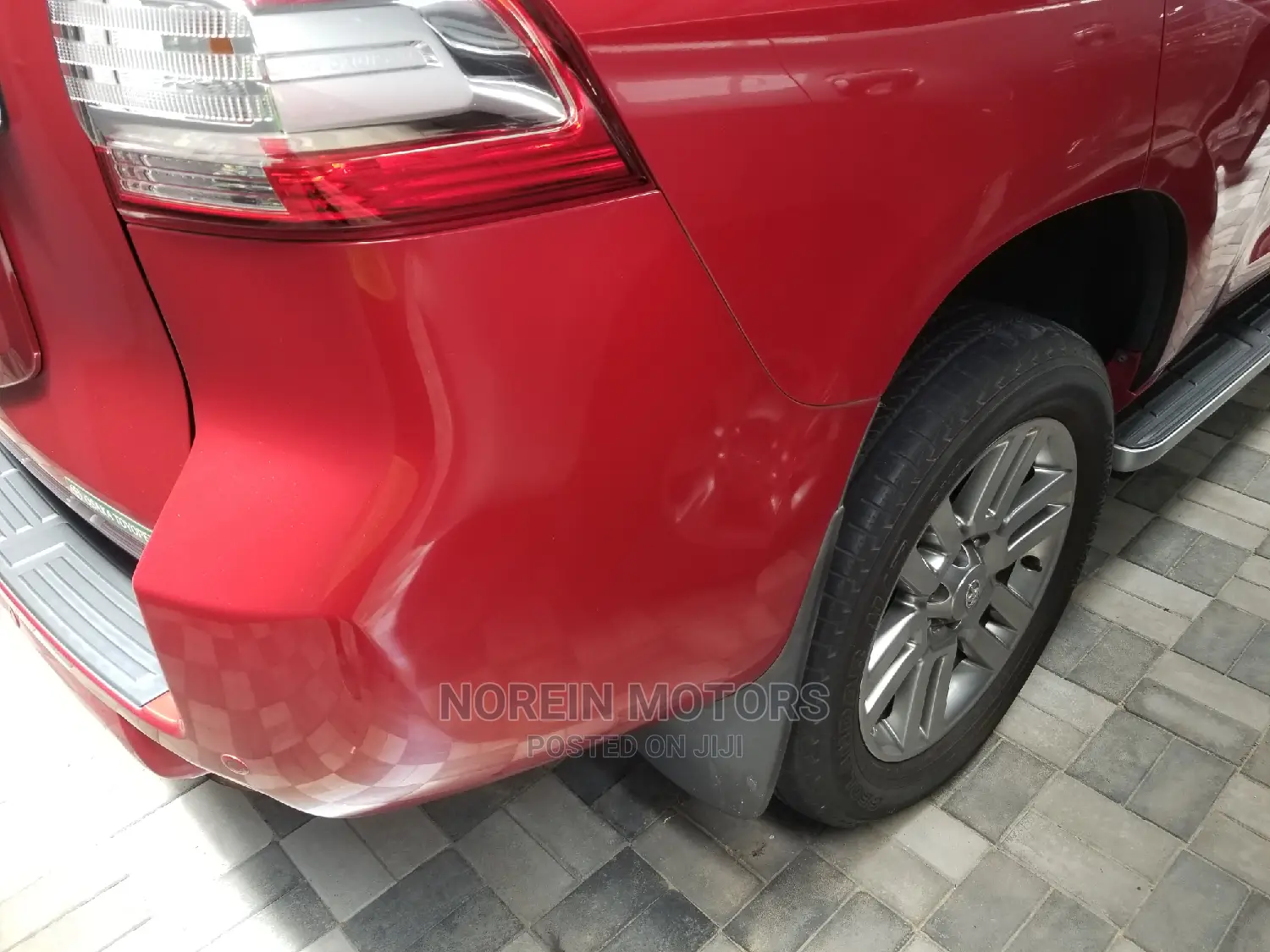 Toyota Land Cruiser Prado 2015 Red