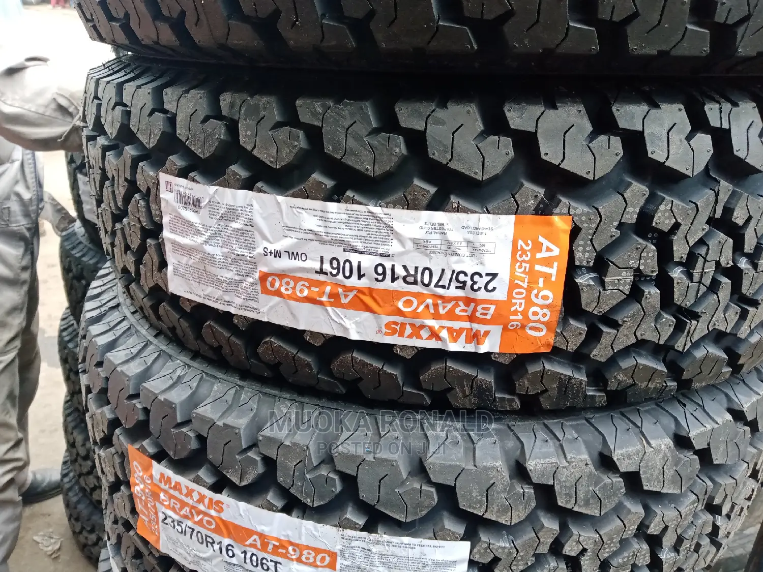 235/70r16 Maxxis Tyre (Bravo) A/T 980