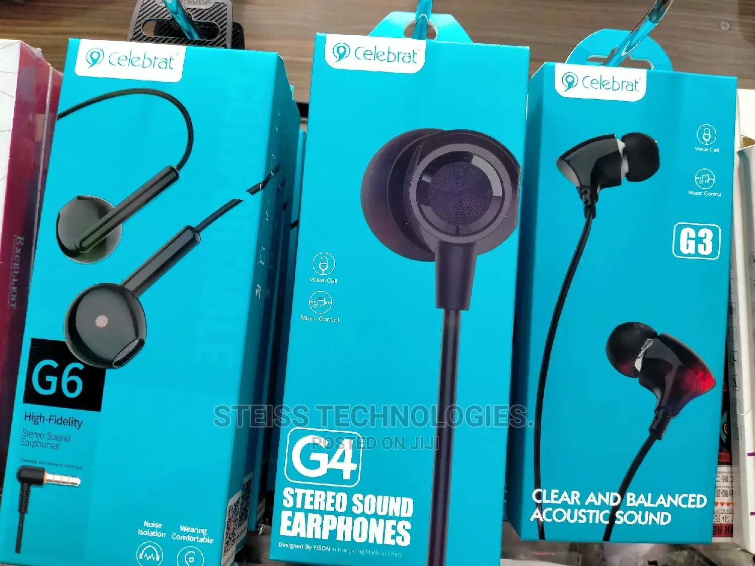 Celebrat Earphones