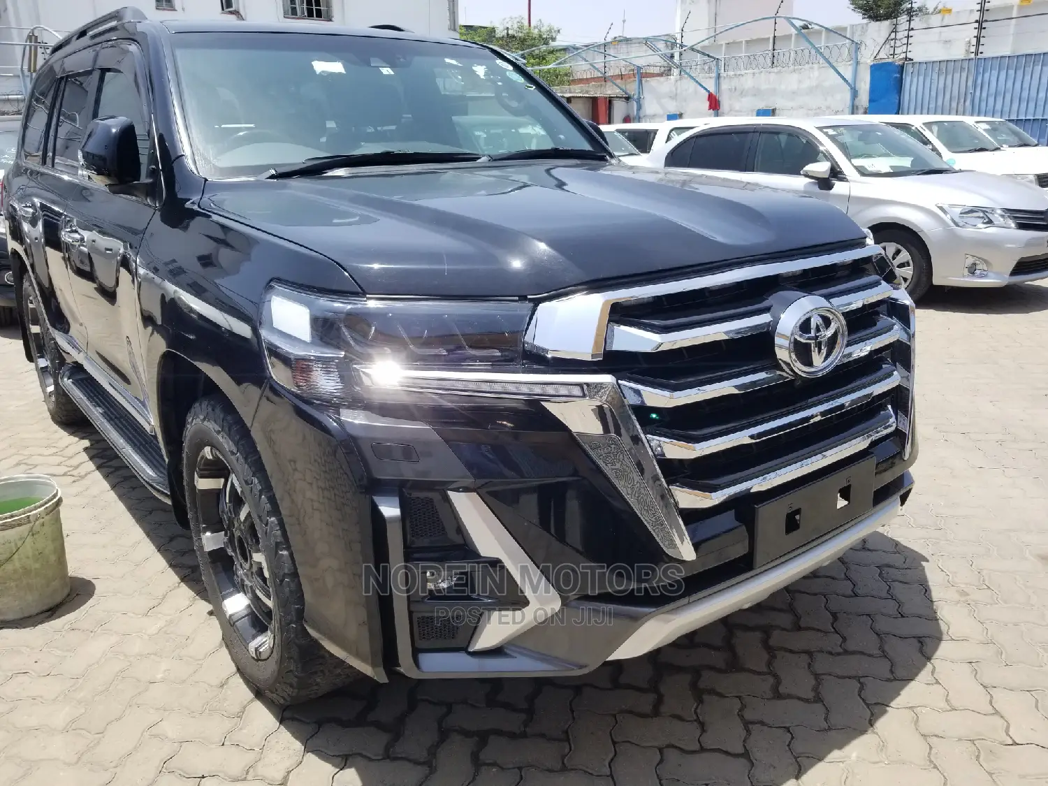 Toyota Land Cruiser 2017 Black