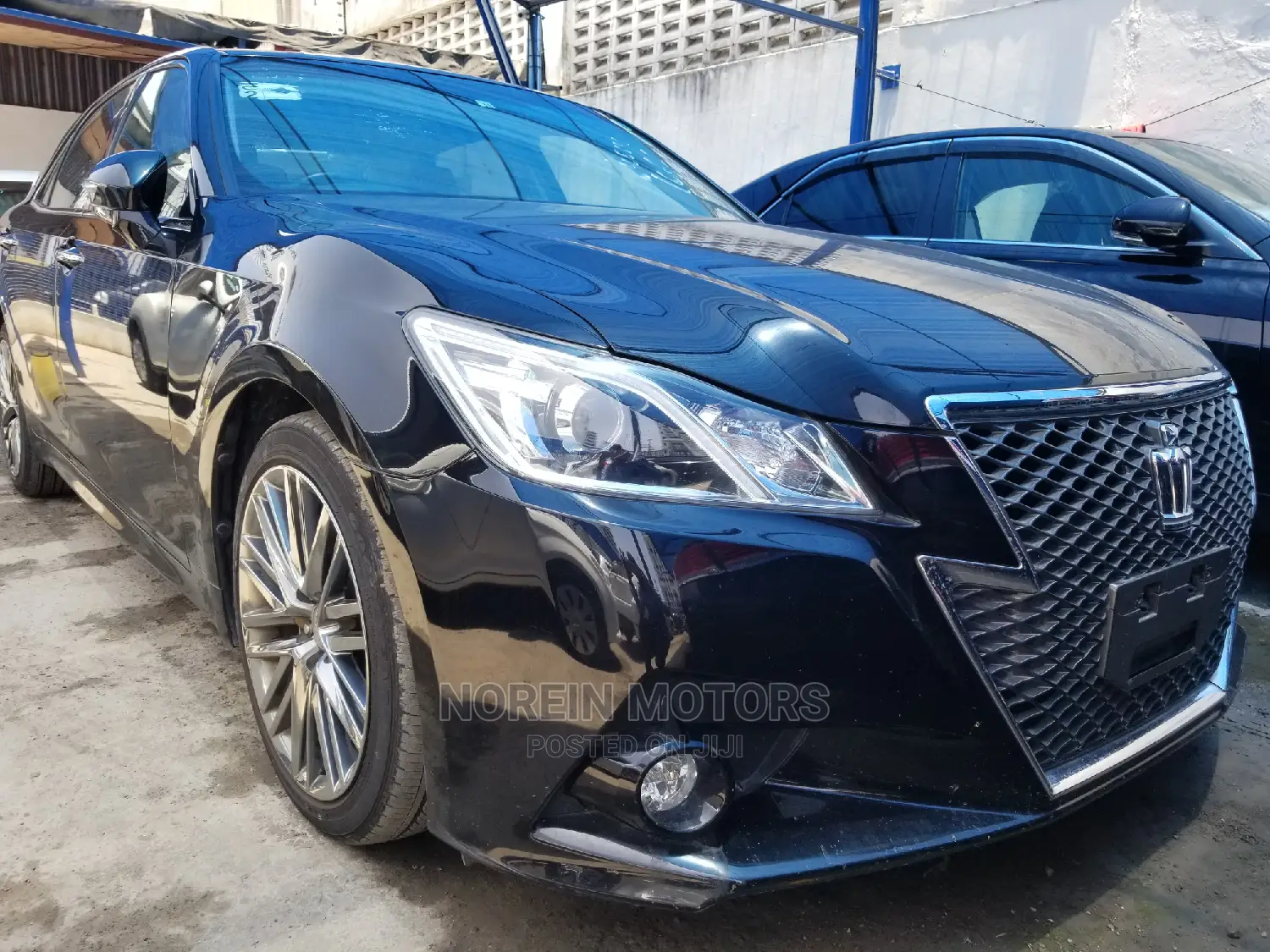 Toyota Crown 2014 Green
