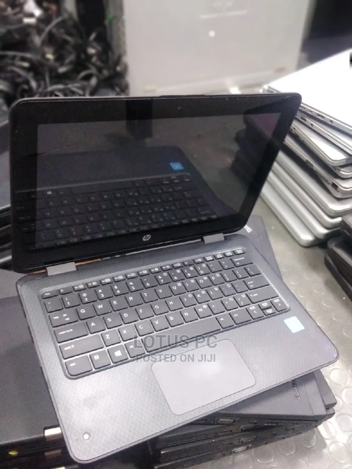 Laptop HP X360 310 G2 4GB Intel Celeron SSD 128GB