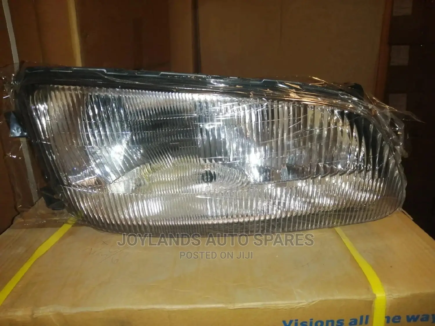 Headlamp Hino 500