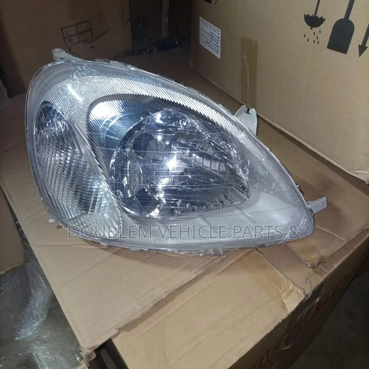 Headlamp Vitz 1999/Old Model