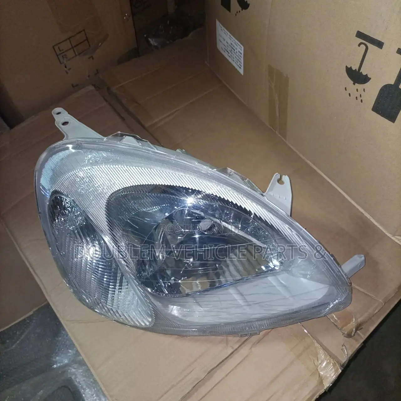 Headlamp Vitz 1999/Old Model