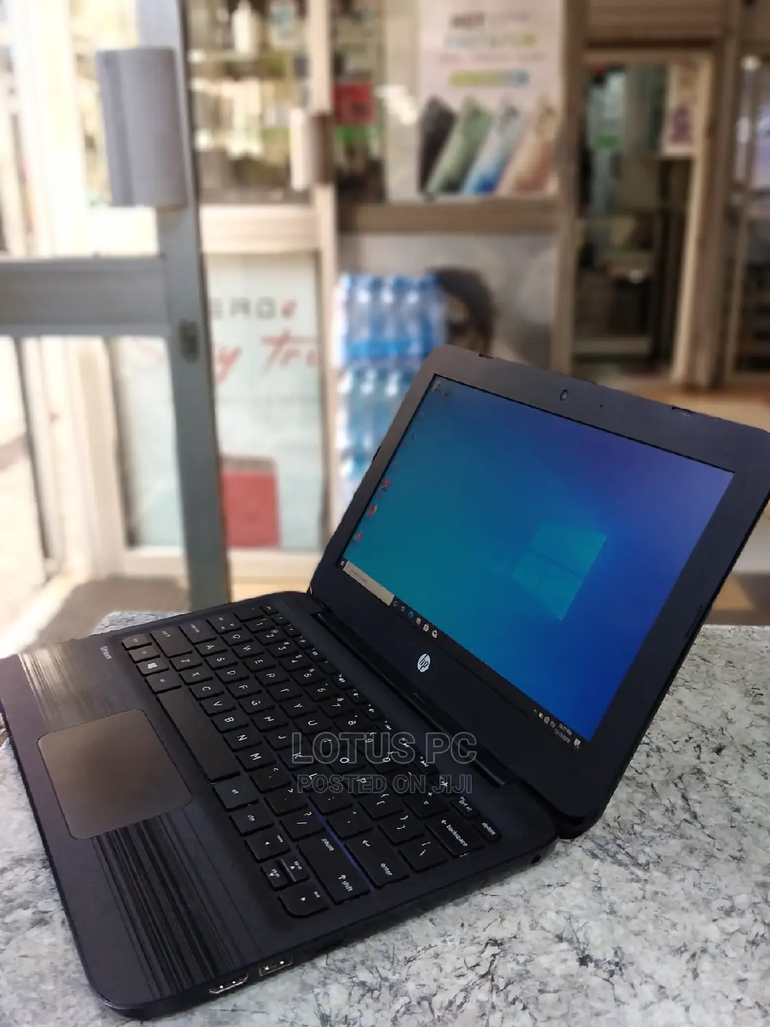 Laptop HP Stream 11-Ah110hr 4GB Intel Celeron SSD 60GB