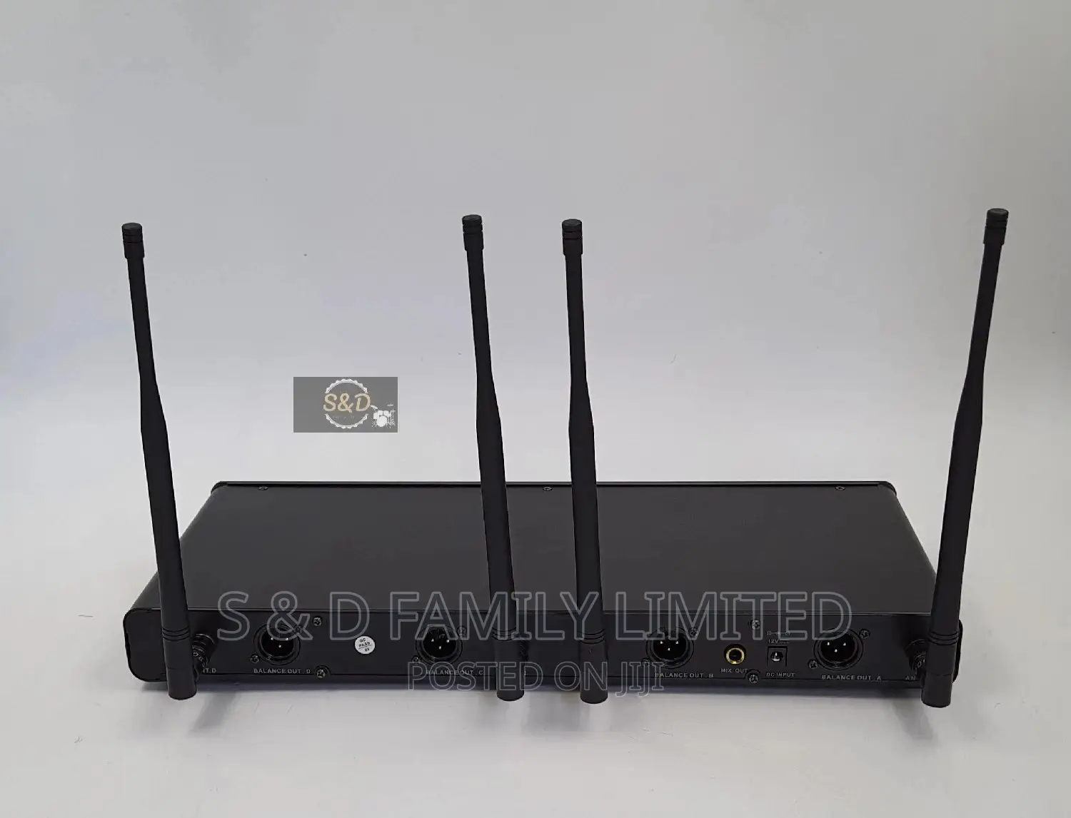 Shure U-6600 4 in 1 Wireless Microphone