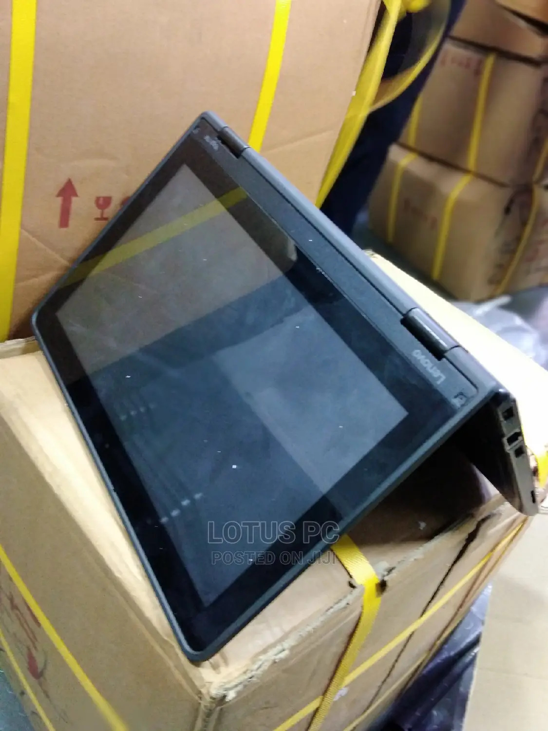 Laptop Lenovo Yoga 11e 4GB Intel Celeron SSD 128GB