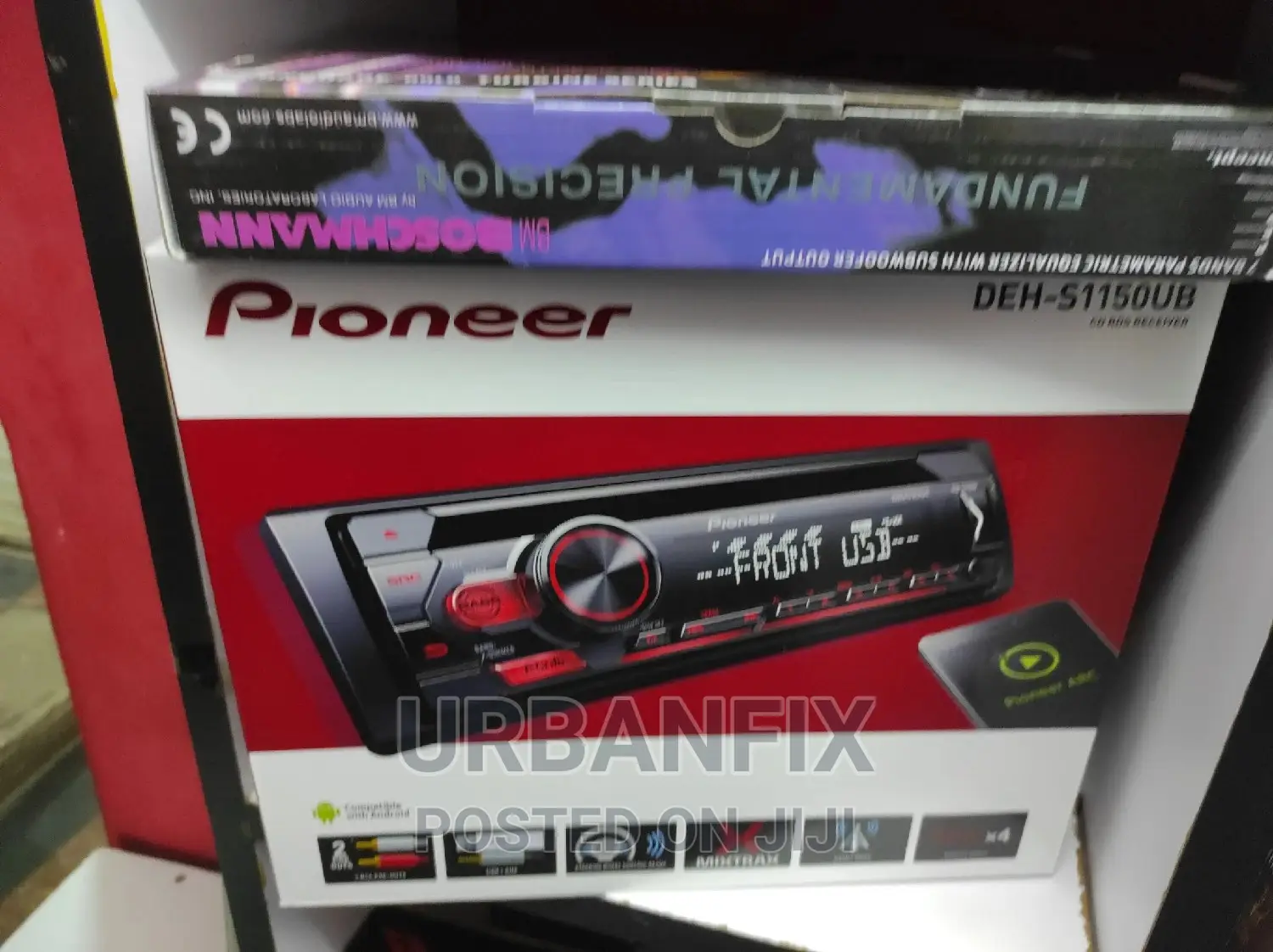 Pioneer Car Radio With CD, Fm, Usb