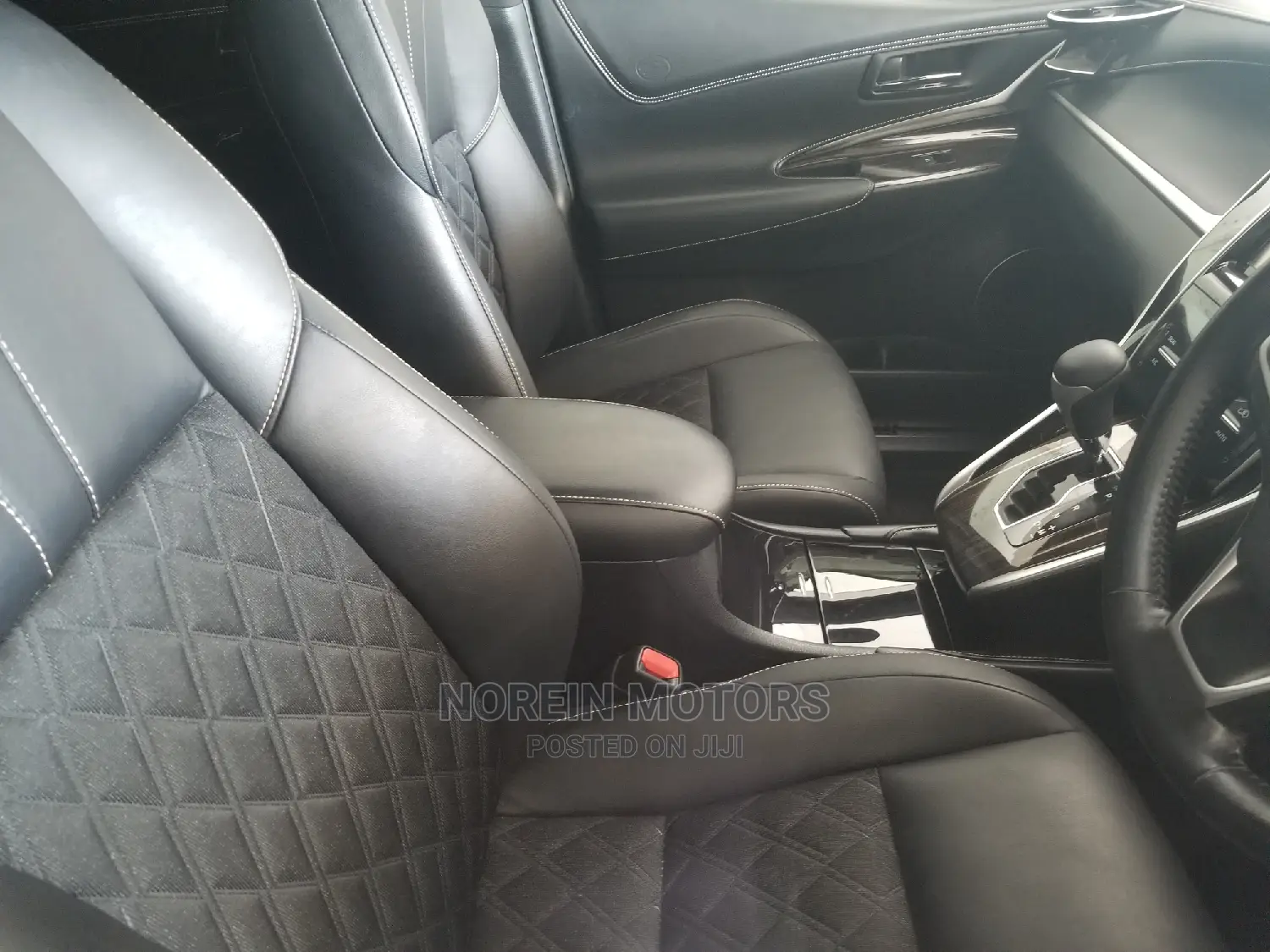 Toyota Harrier 2014 White