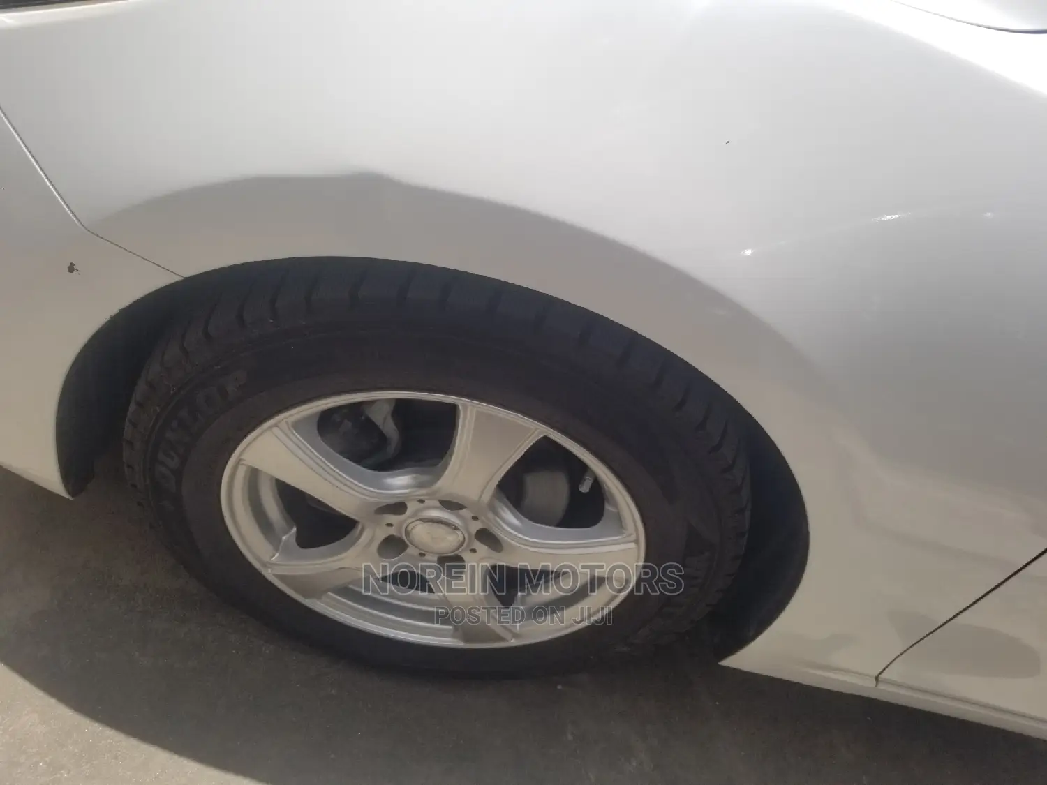 Mazda Axela SV Premium 2014 Pearl