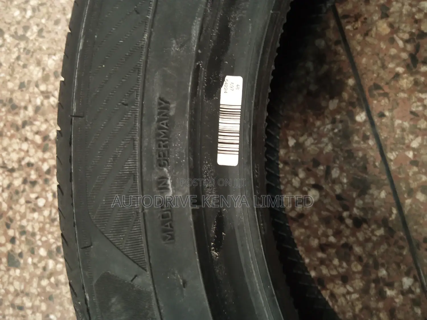 225/50r17 Goodyear Tyre