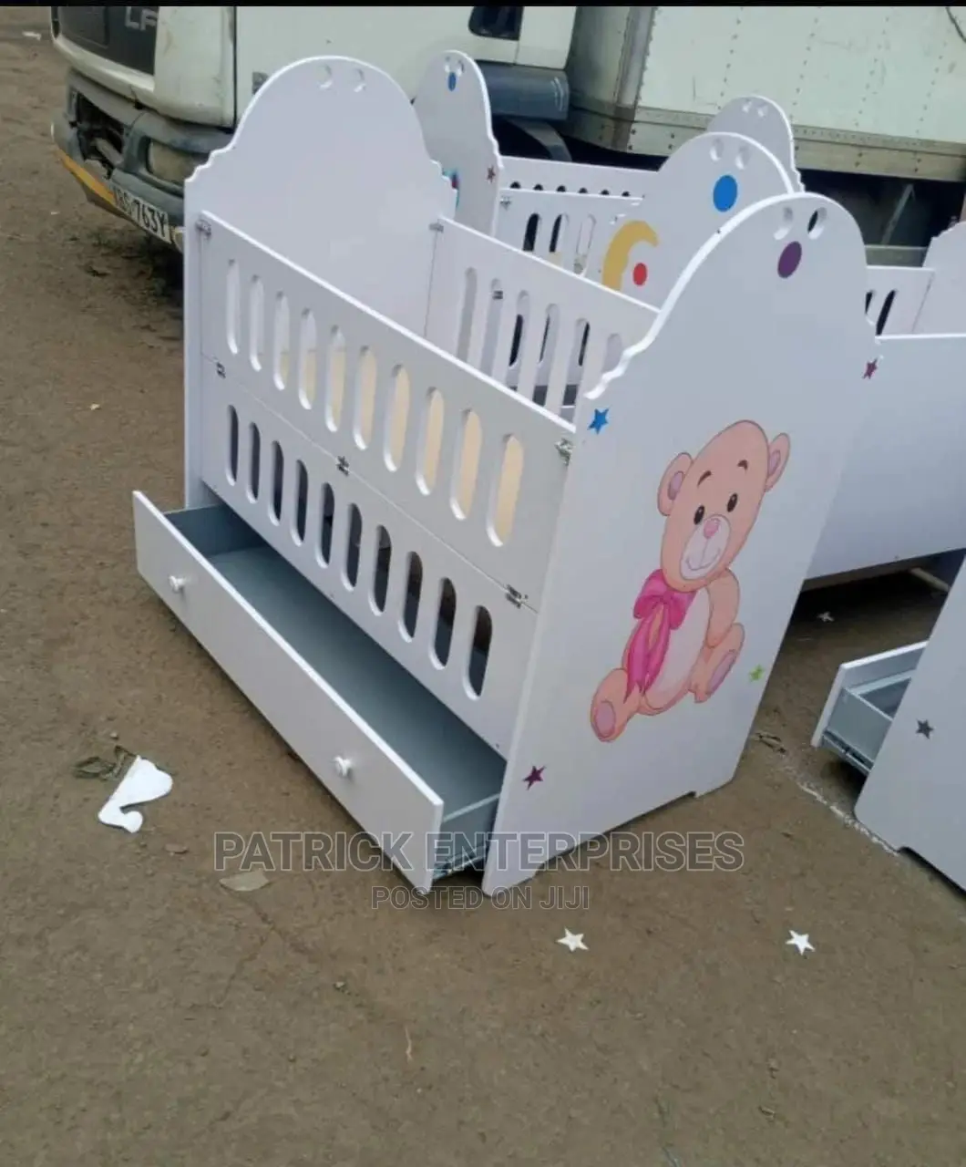 Children's Baby Cot 4 by 2 Fitts