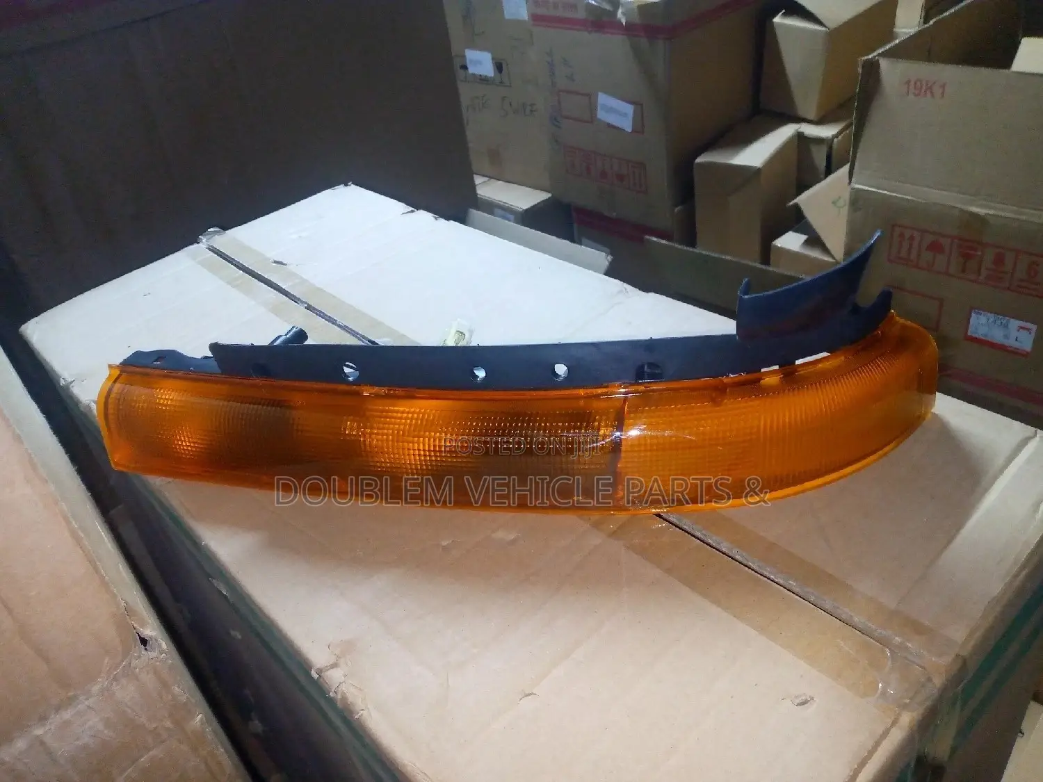 Bunper Lamp Mitsubishi FH215/Canter 4D32