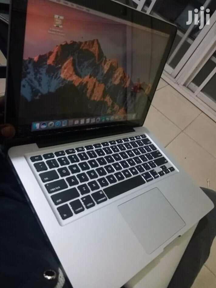 Laptop Apple MacBook Pro 4GB Intel Core i5 HDD 500GB