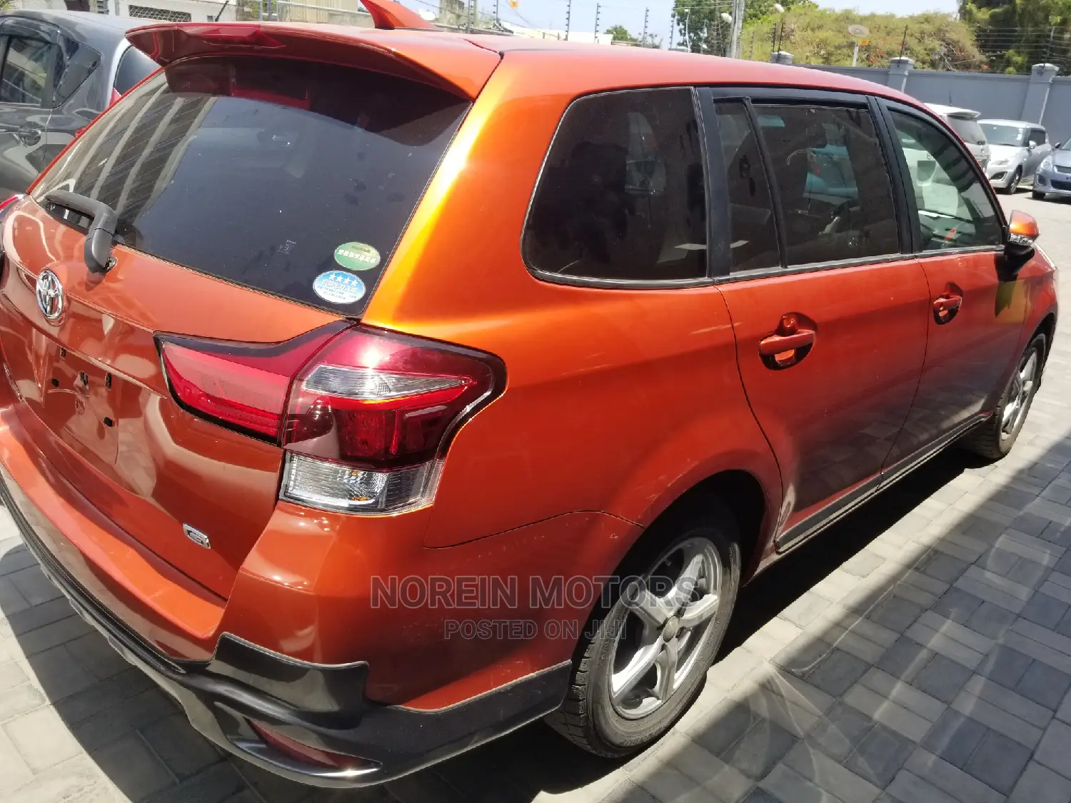 Toyota Fielder 2016 Orange