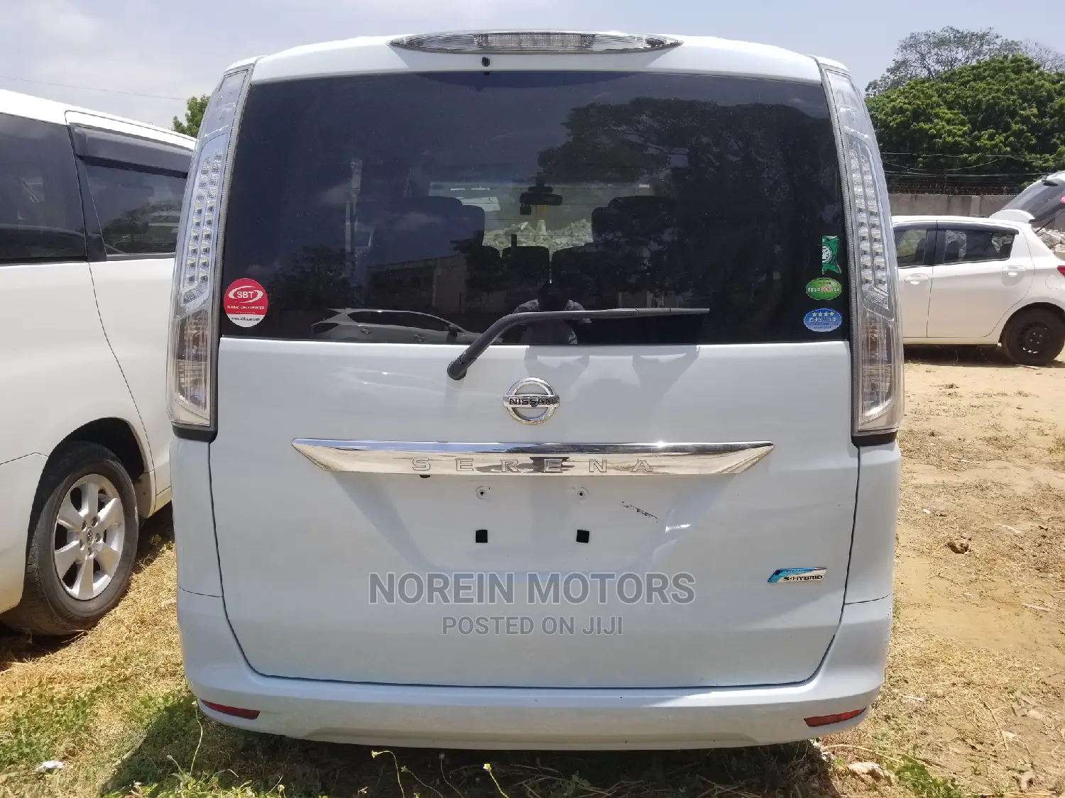 Nissan Serena 2014 Pearl