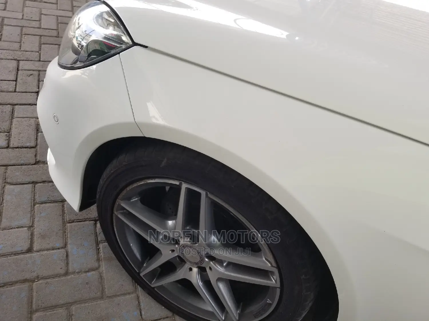 Mercedes-Benz E250 SV Premium 2014 Pearl