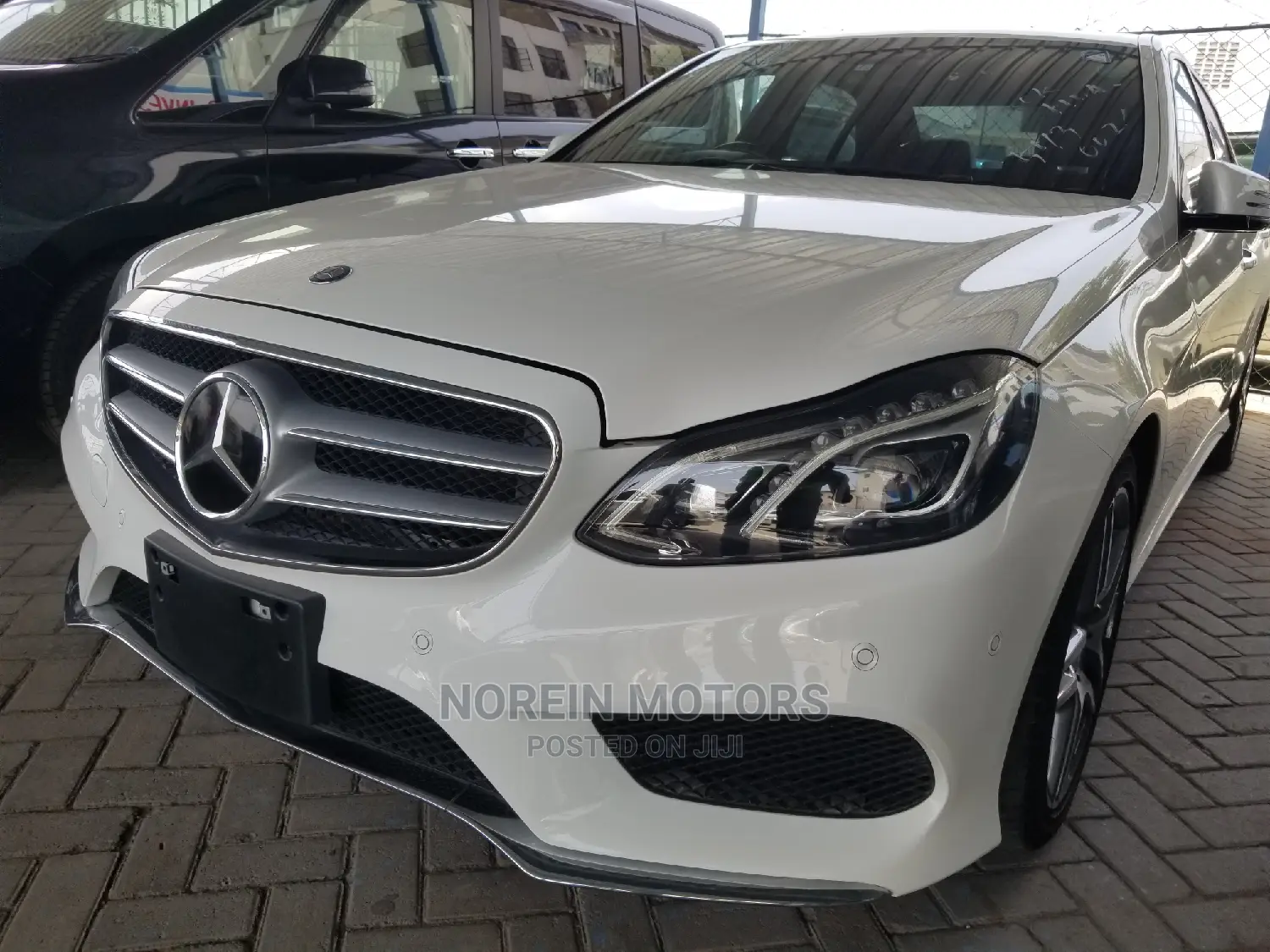 Mercedes-Benz E250 SV Premium 2014 Pearl