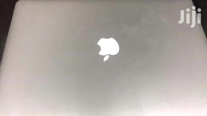 Laptop Apple MacBook Pro 4GB Intel Core i5 HDD 500GB