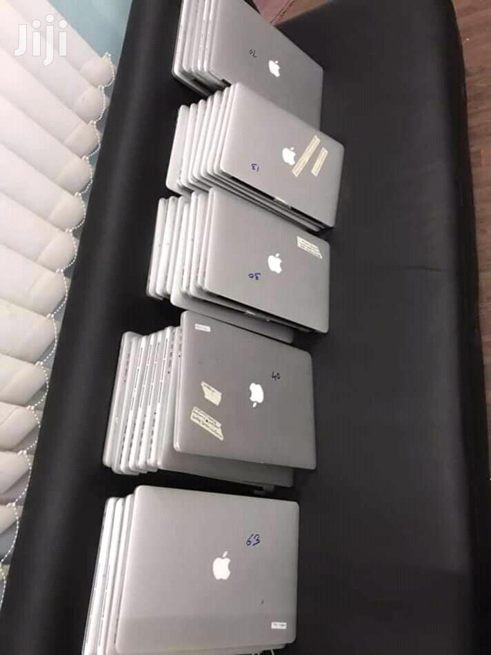 Laptop Apple MacBook Pro 4GB Intel Core i5 HDD 500GB