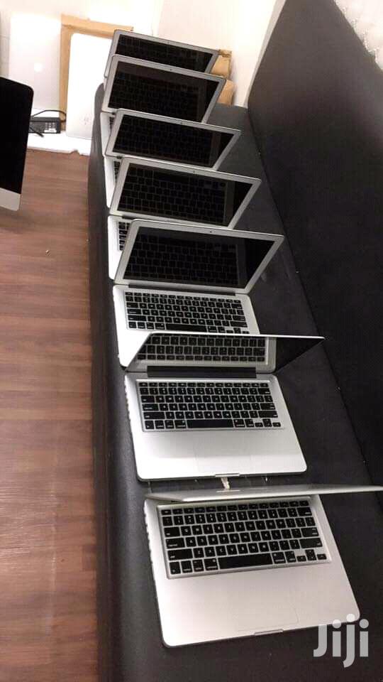 Laptop Apple MacBook Pro 4GB Intel Core i5 HDD 500GB