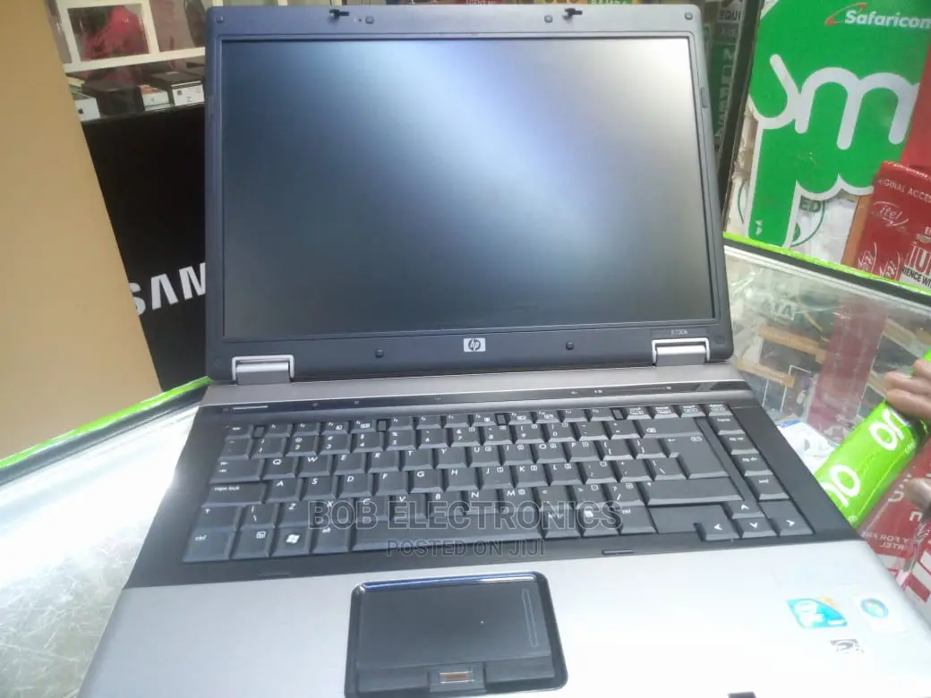 Laptop Dell Inspiron 13 7368 4GB Intel Core I3 320GB