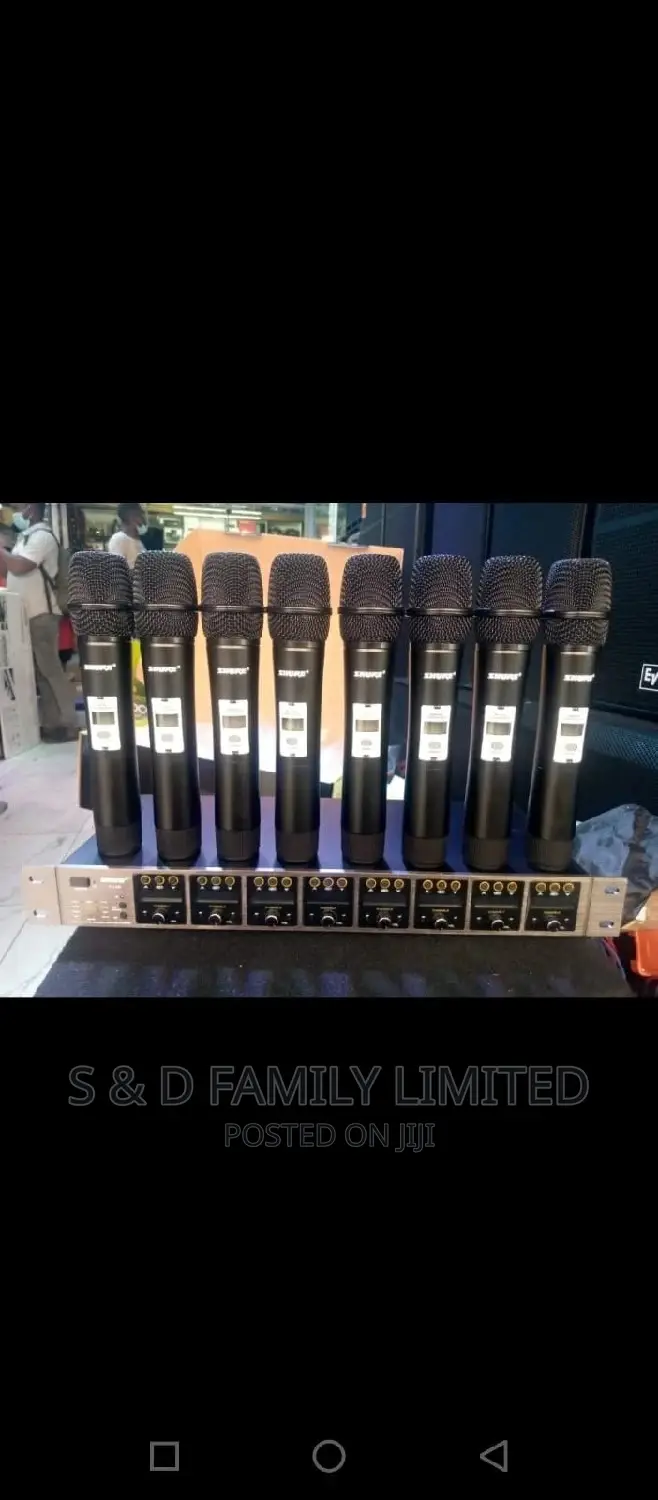 BNK 8 in 1 Wireless Microphone