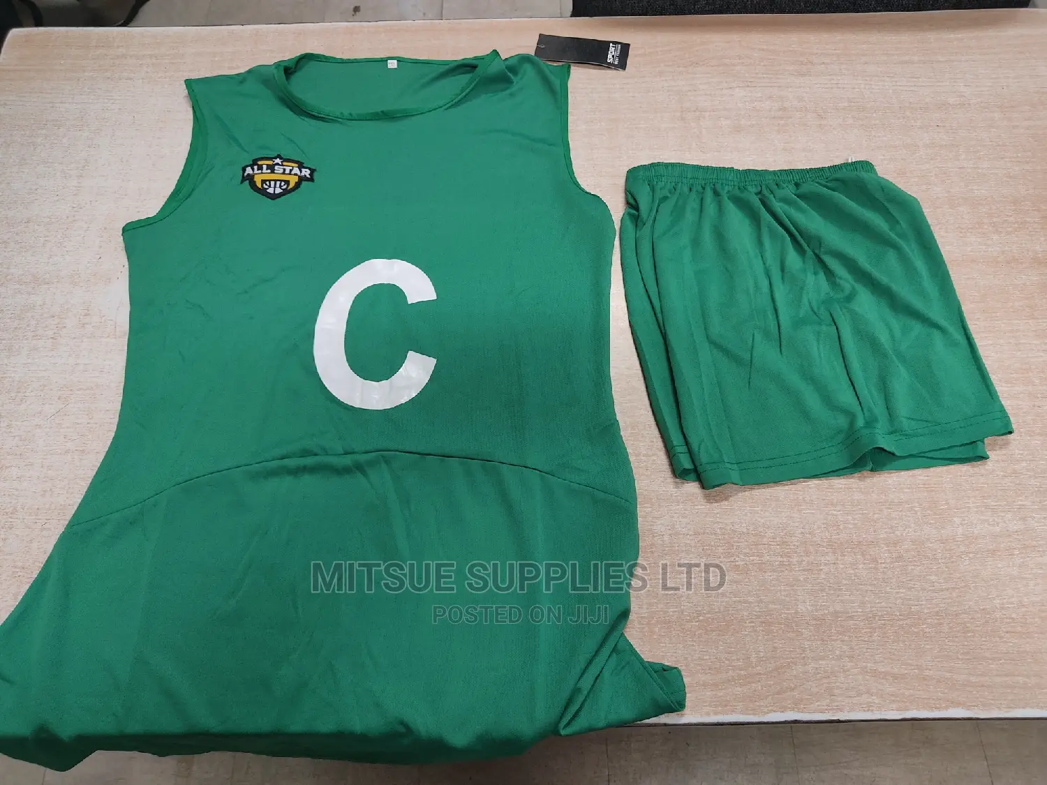 A Set of 14 Imported Netball Jersey/Uniform/Kit