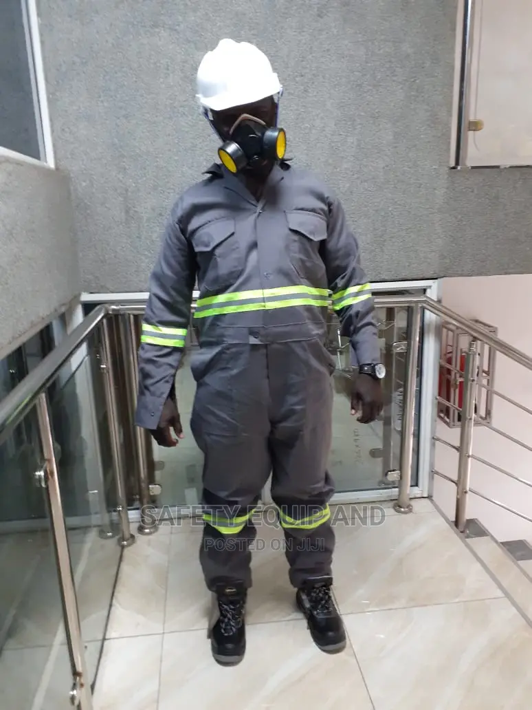 Safety Wear-Reflective Overalls Available