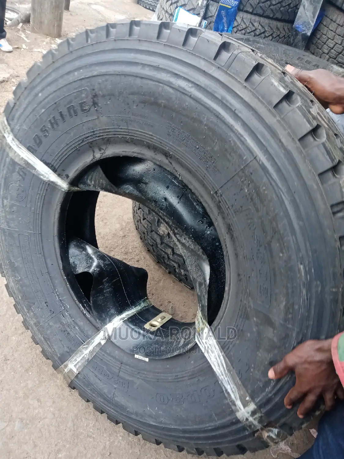 11.00R20 Roadshine Tyre (18pr)