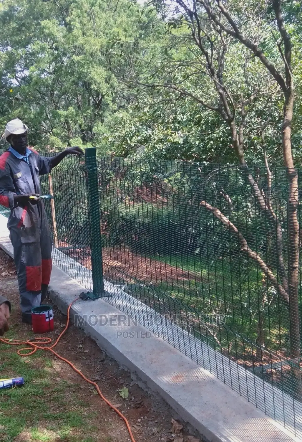 1.2m Height Wall-Top Anti-Climb Mesh