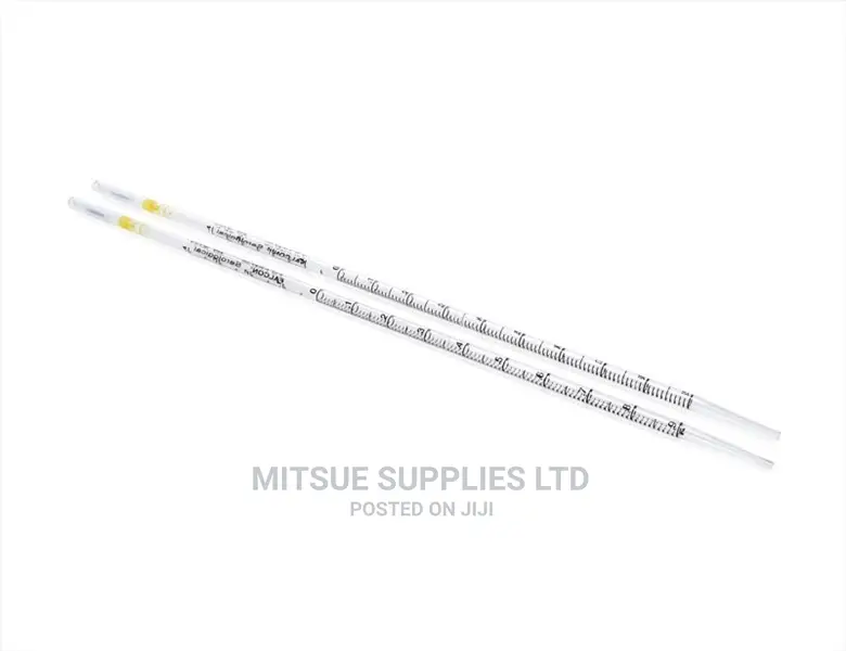 A Set of 10 Pipette Graduated 5ml Class B ( Borosil)