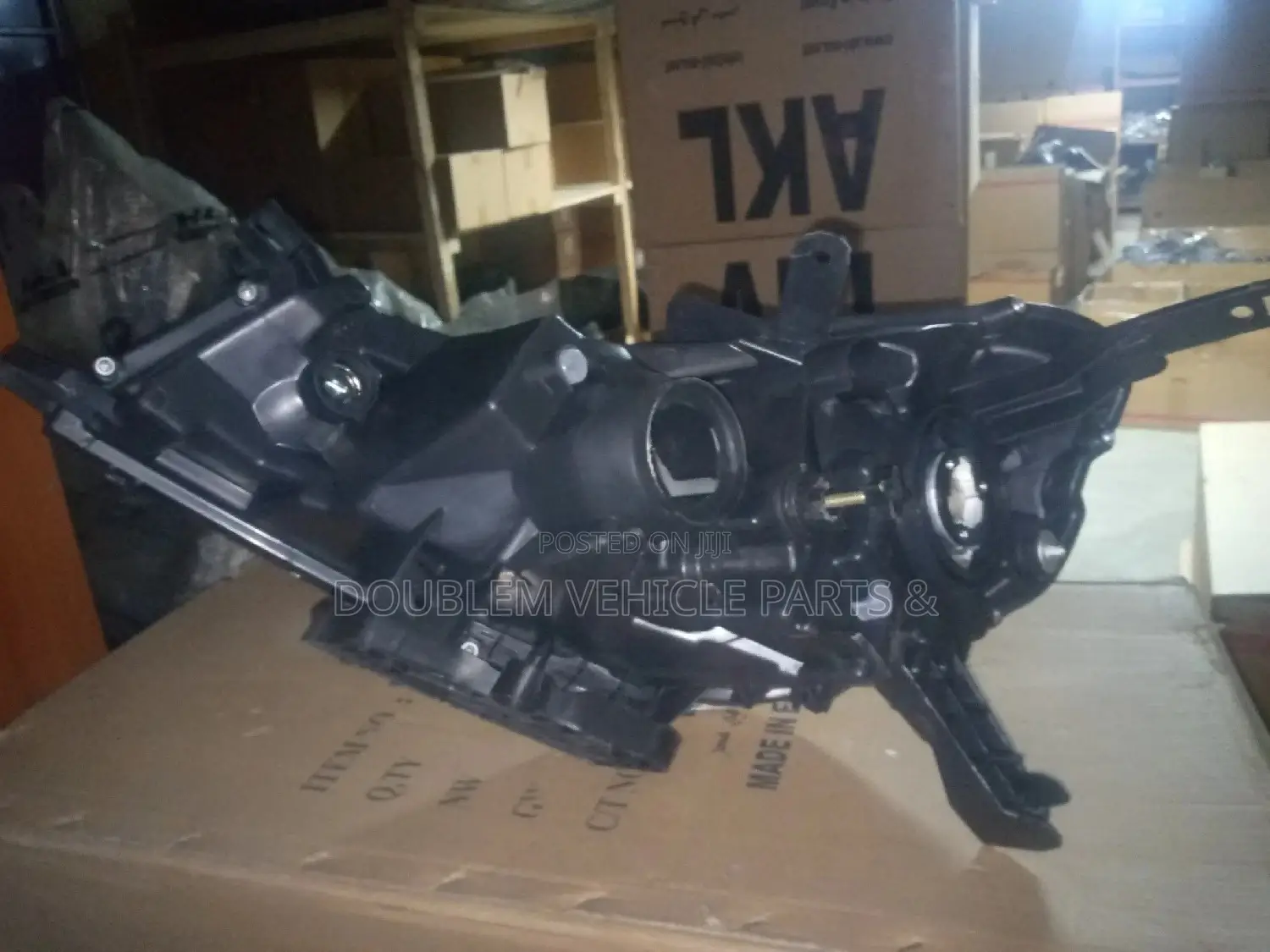 Headlamp Nissan Y12 2 Round