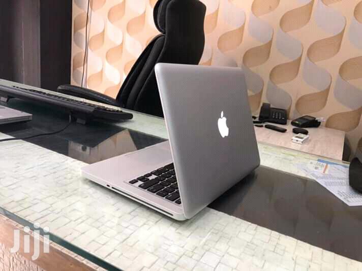 Laptop Apple MacBook Pro 13.3" 500GB HDD 4GB RAM