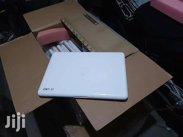 Laptop Apple MacBook 14" 320GB HDD 4GB RAM