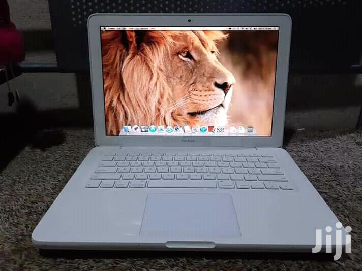 Laptop Apple MacBook 14" 320GB HDD 4GB RAM