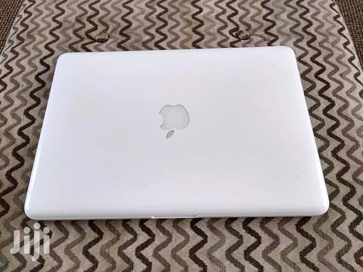 Laptop Apple MacBook 4GB Intel Core 2 Duo HDD 320GB