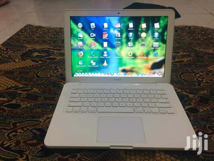 Laptop Apple MacBook 4GB Intel Core 2 Duo HDD 320GB