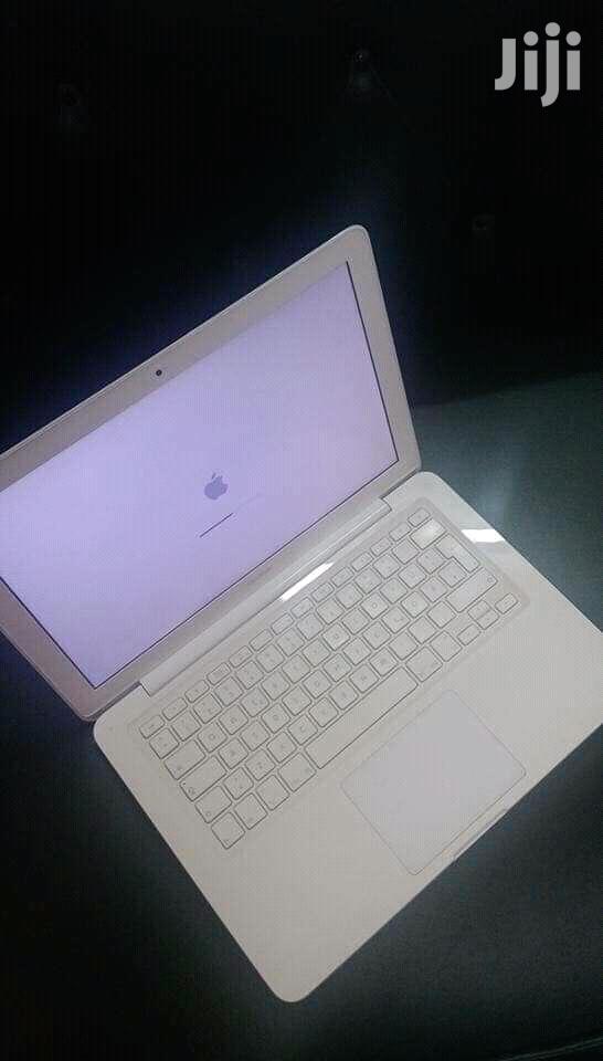 Laptop Apple MacBook 4GB Intel Core 2 Duo HDD 320GB