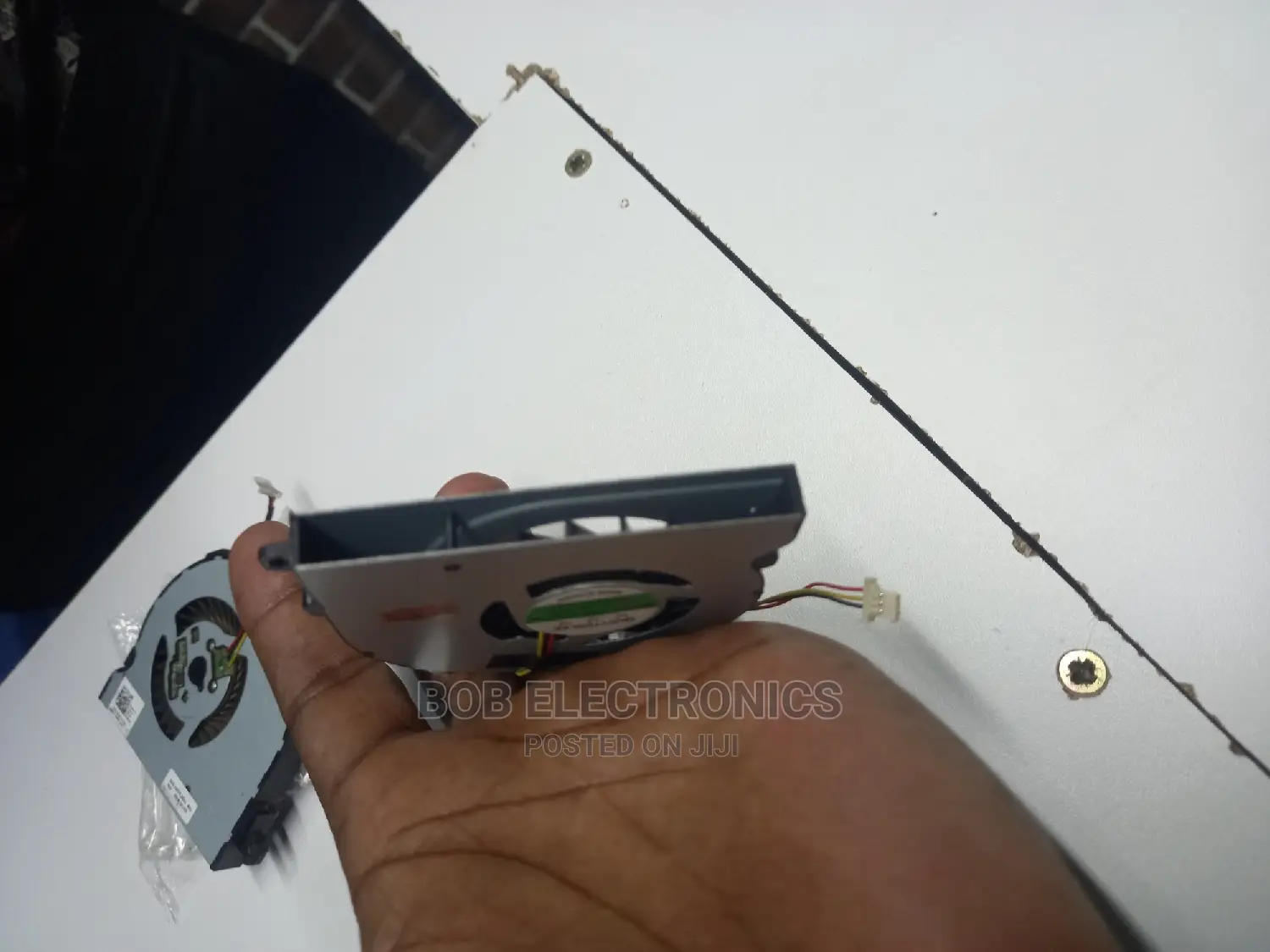 Cooling Fans for Laptop (We Fix in Minutes)