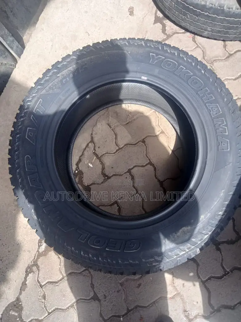 265/65r18 Yokohama All-Terrain