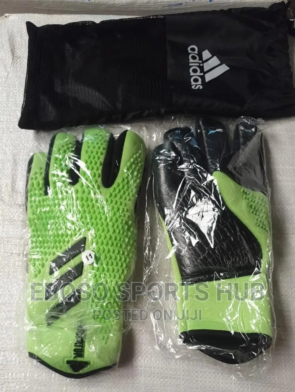Football Gloves Uhlsports