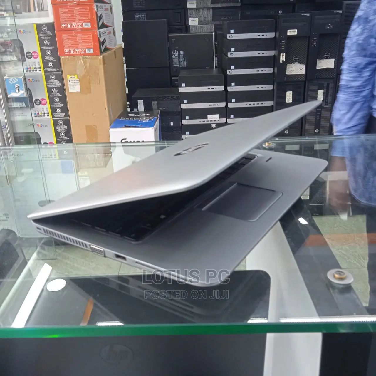 Laptop HP EliteBook 820 4GB Intel Core I7 HDD 500GB