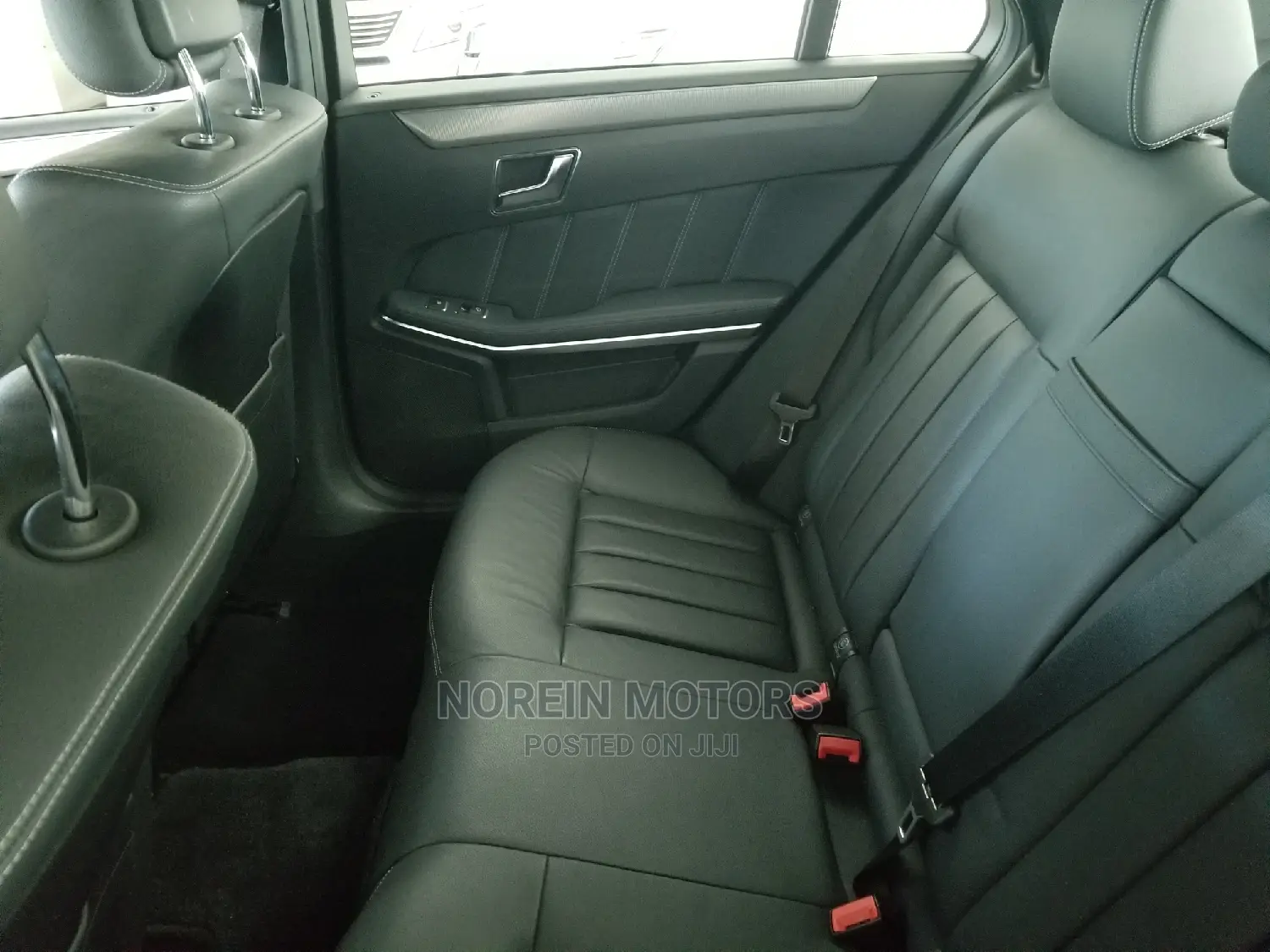 Mercedes-Benz E300 2015 White