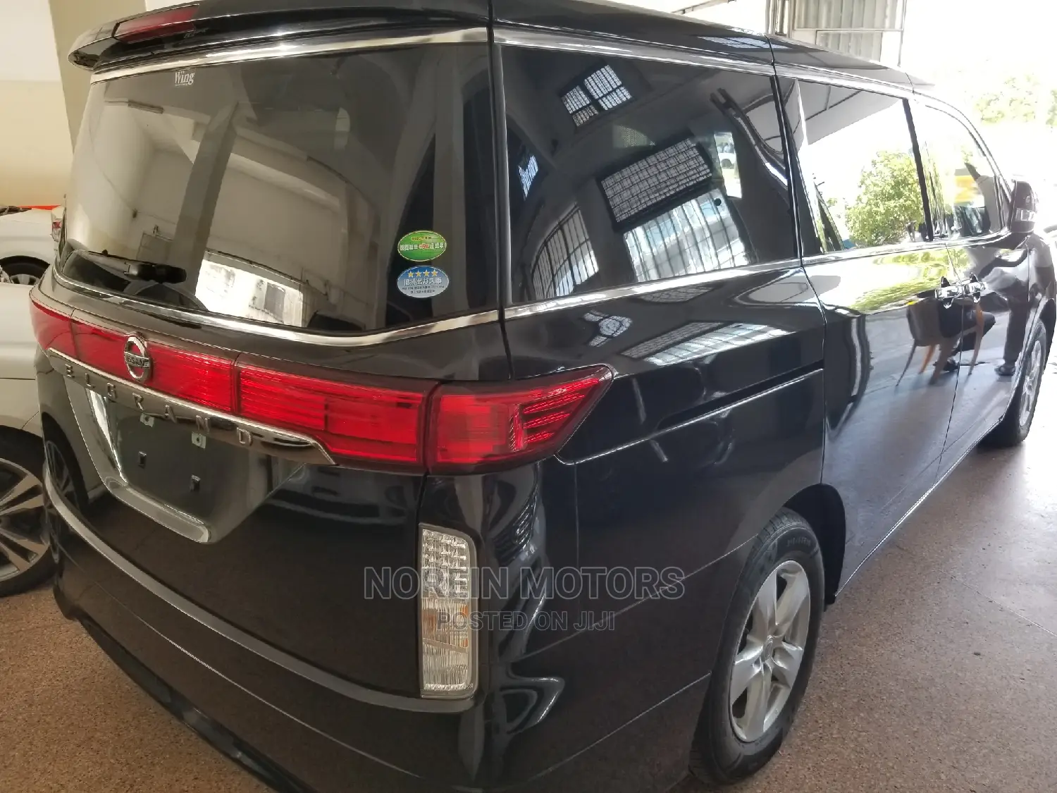 Nissan Elgrand 2015 Black