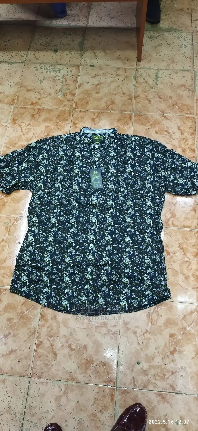 Sort Sleeved Shirt
