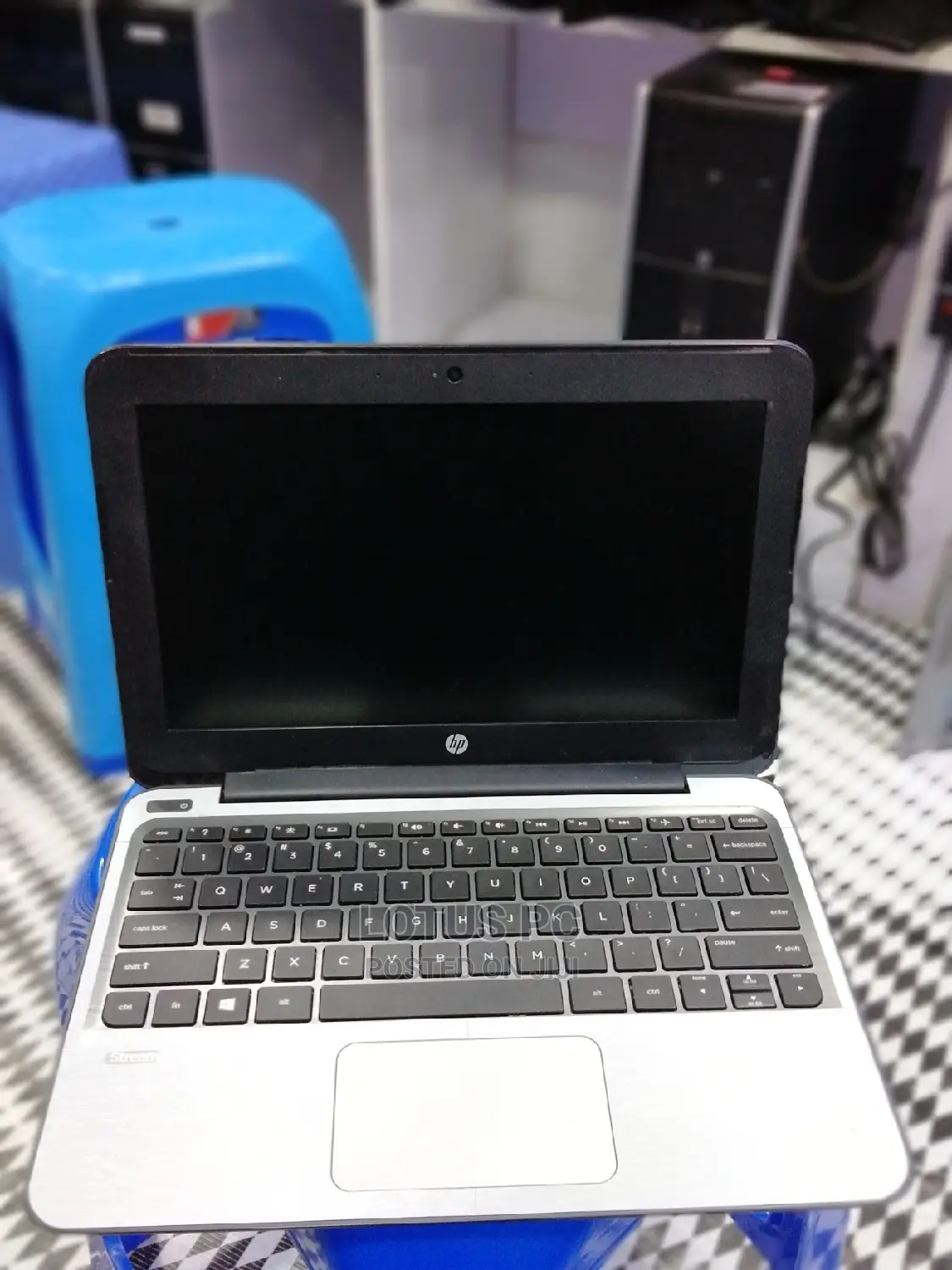 Laptop HP Stream Laptop 4GB Intel Celeron SSD 60GB