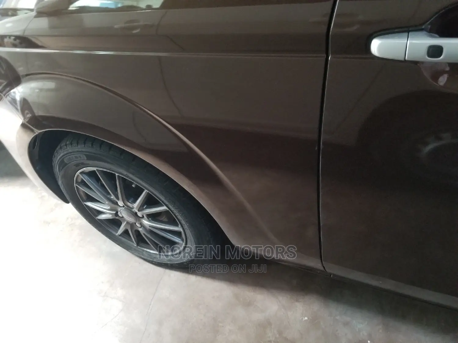 Toyota Spade 1.3 2014 Brown