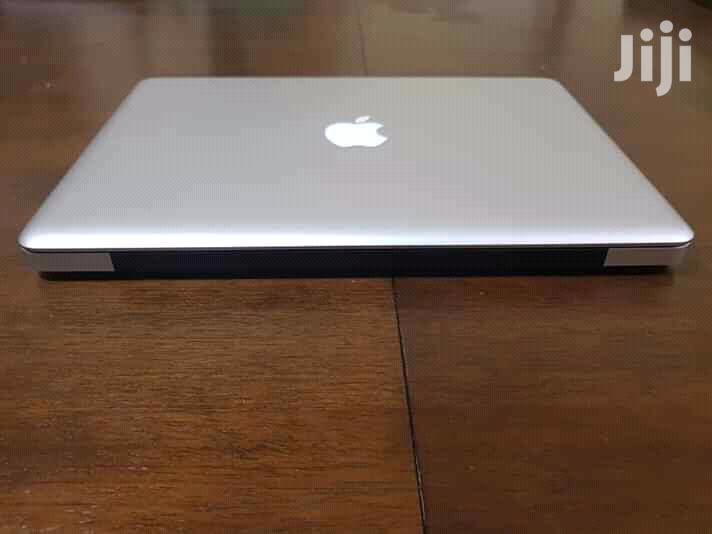 Laptop Apple MacBook Pro 4GB Intel Core i5 HDD 500GB
